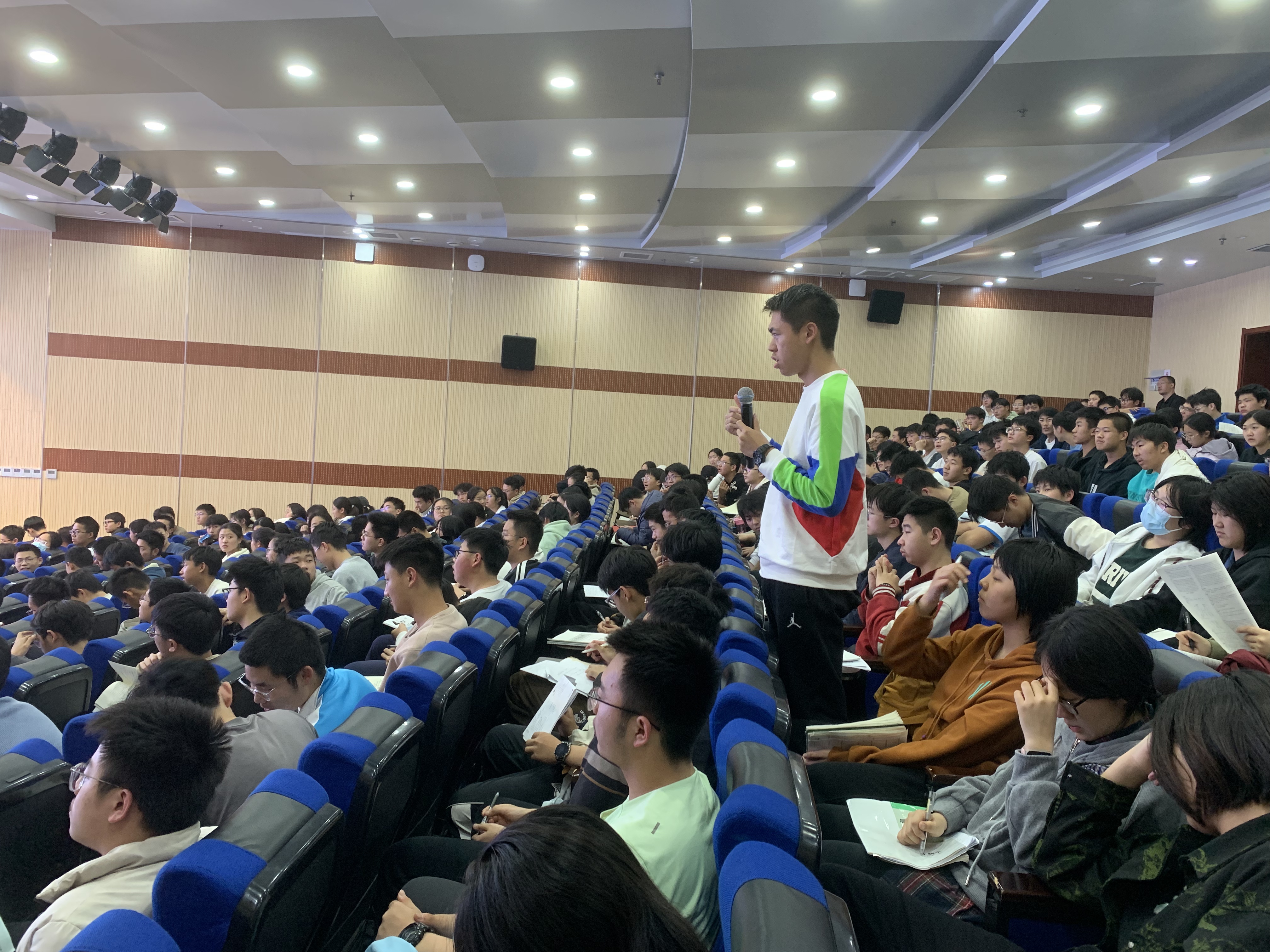 图3郑州一中.jpg