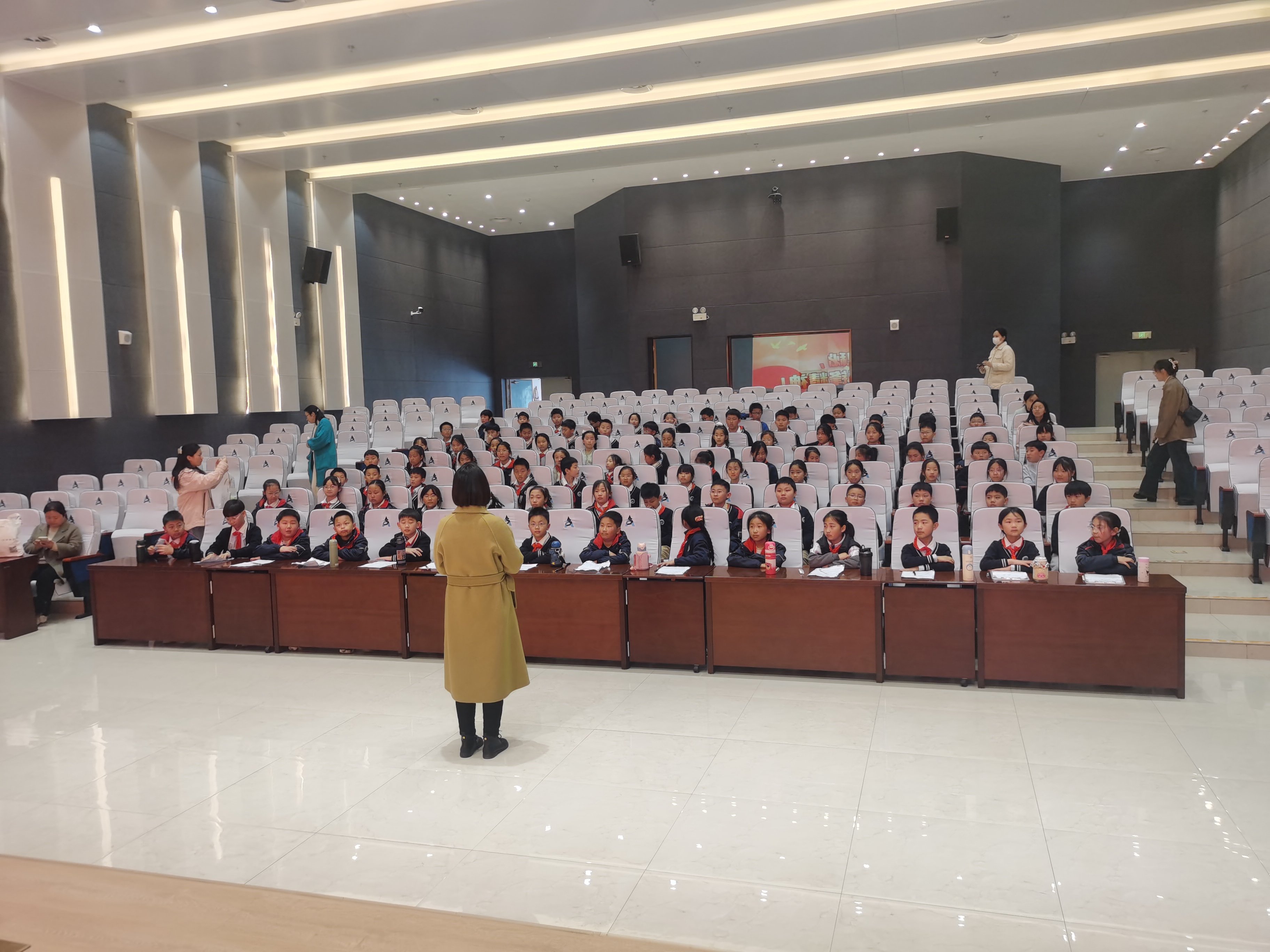 图1金竹街小学.jpg