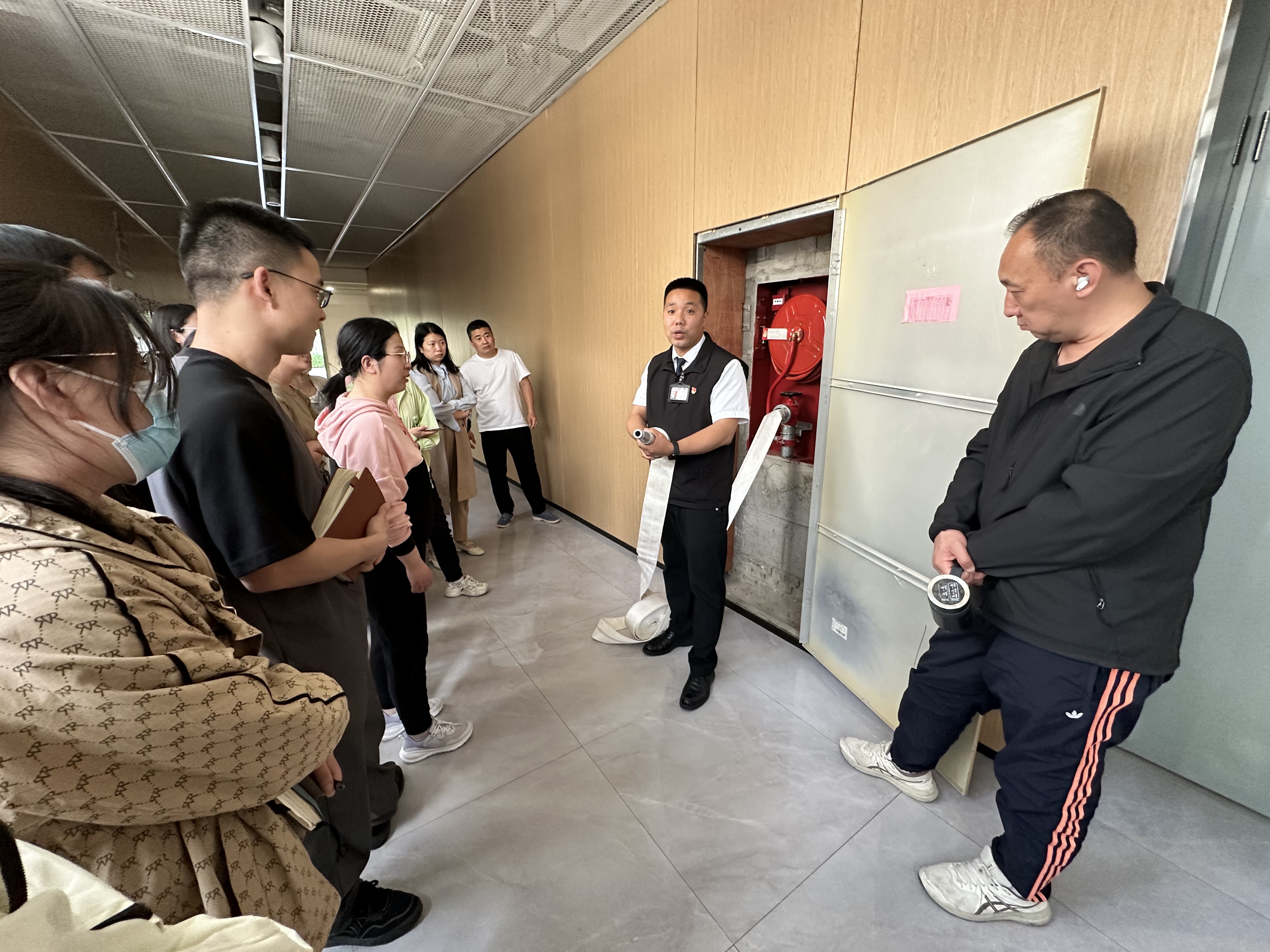 微信图片_20250425085039.jpg